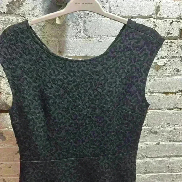 LOFT sleeveless black leopard dress with back zip size 8 never worn - Picture 2 of 6
